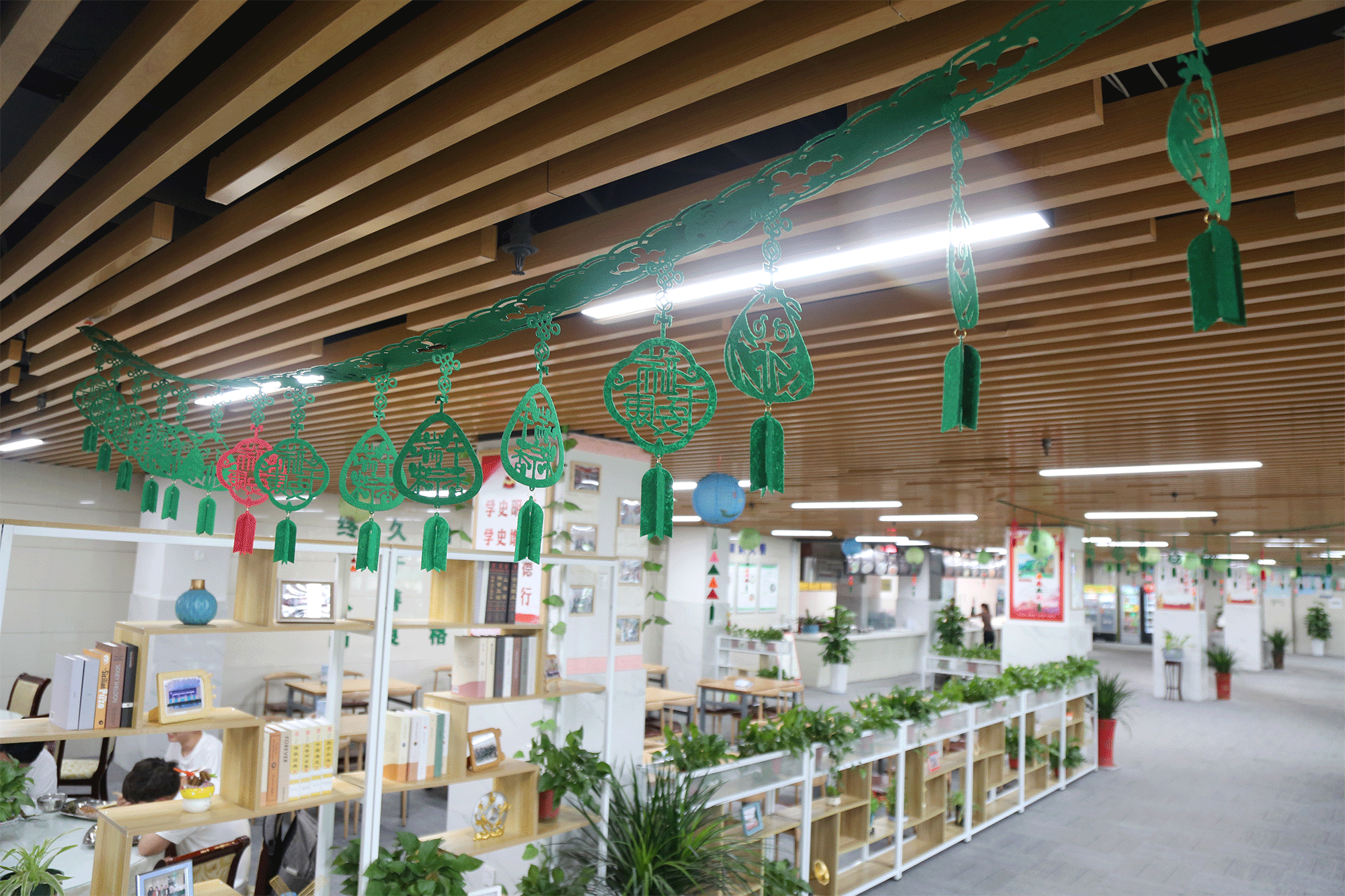 1690356001294818.gif 1690356001294818.gif