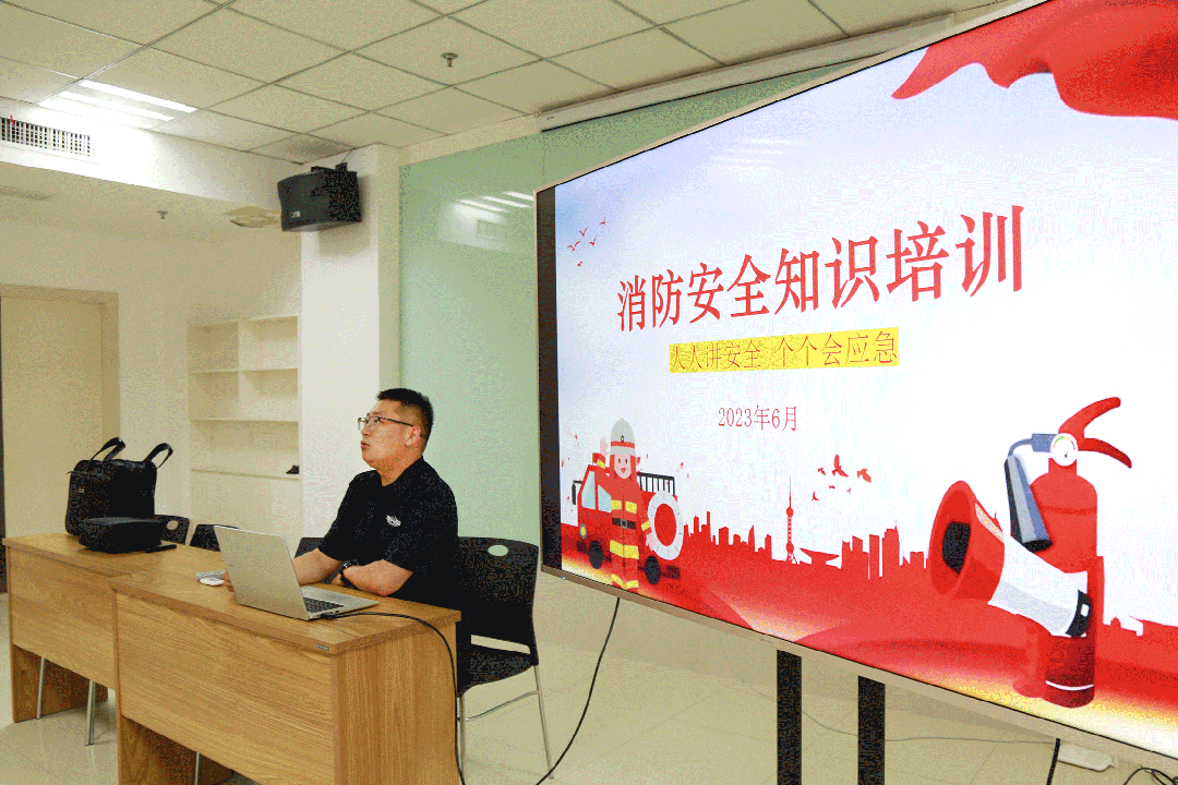 1690357341949438.gif 1690357341949438.gif