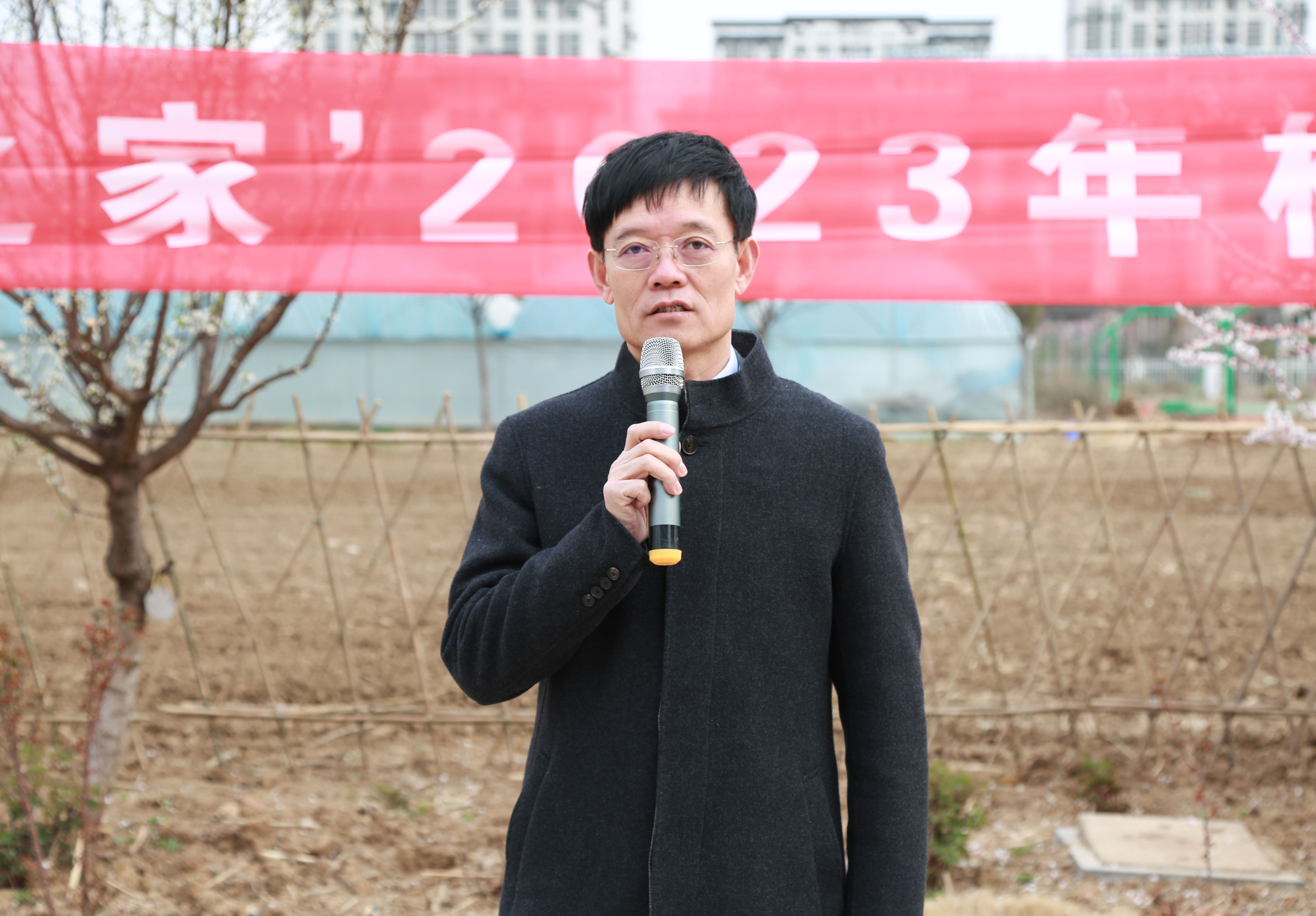 种下希望 收获美好 | 植树添绿，沭医一直在行动